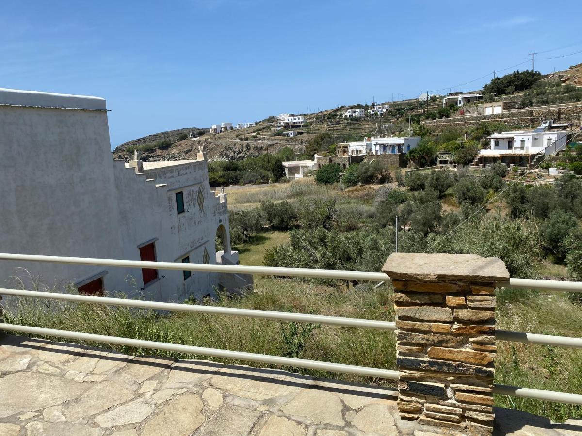 Amnia Apartment Agios Romanos Exterior photo